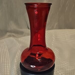 Elegant Red Glass Vase